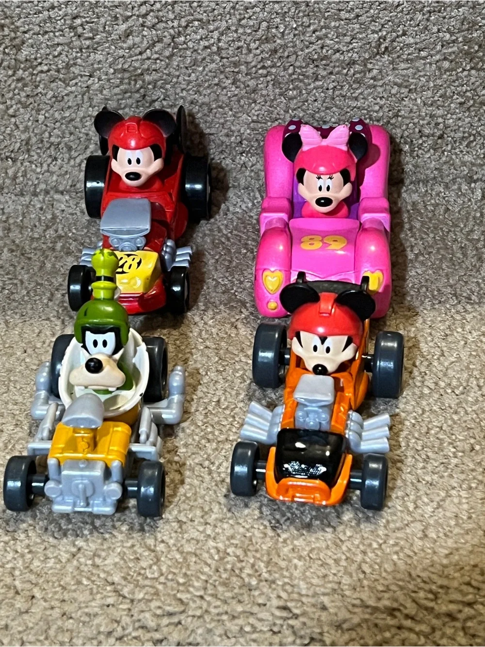 Disney Roadster Mickey & Goofy & Minnie Mouse Toy Halloween Cars Lot die cast